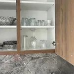 Luca Apts Napa דירה *