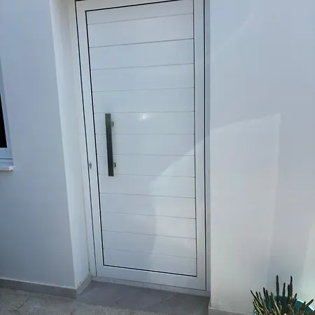 شقة Luca Apts Napa أيا نابا
