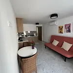 Luca Apts Napa Αγία Νάπα