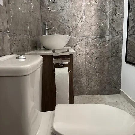 Luca Apts Napa Айя-Напа